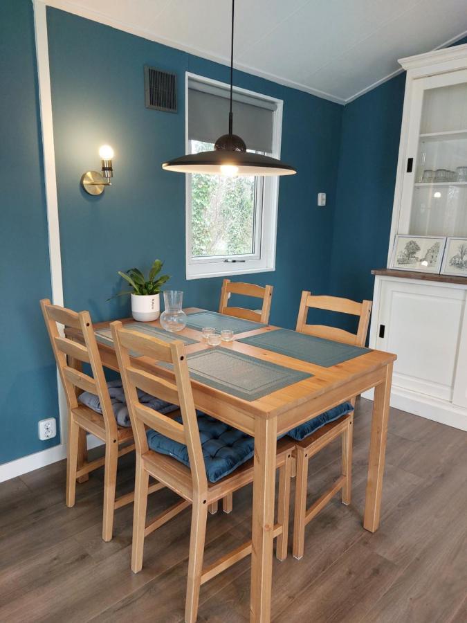 Modern En Chic Chalet Tot 4 Personen Op De Veluwe Recreatiepark De Oude Driest Putten Dış mekan fotoğraf