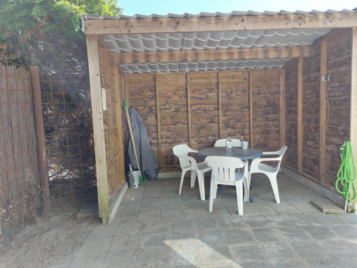 Modern En Chic Chalet Tot 4 Personen Op De Veluwe Recreatiepark De Oude Driest Putten Dış mekan fotoğraf